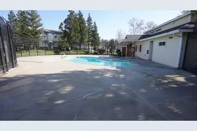 7217 Kallie Kay Lane, Sacramento, CA 95823 - Photo 18