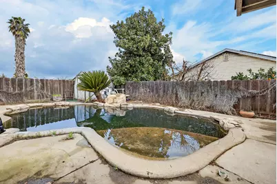 1435 Hammatt Avenue, Livingston, CA 95334 - Photo 26