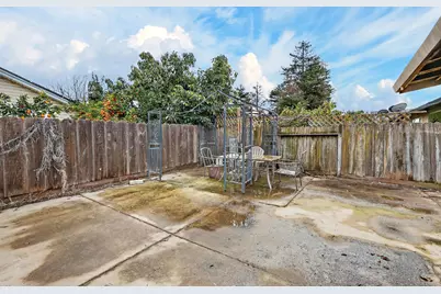 1435 Hammatt Avenue, Livingston, CA 95334 - Photo 28