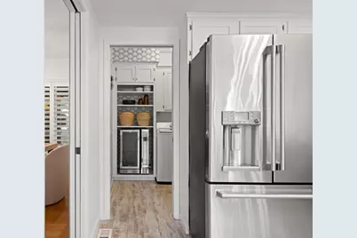 1220 Marian Way, Sacramento, CA 95818 - Photo 22