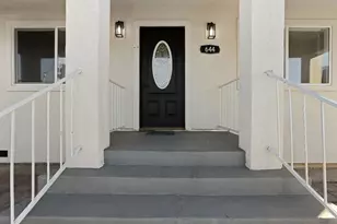 644 N Airport Way, Stockton, CA 95205 - Photo 2