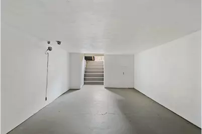 644 N Airport Way, Stockton, CA 95205 - Photo 28