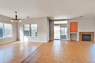 1232 Hollenbeck Ct, Oakdale, CA 95361 - Photo 4