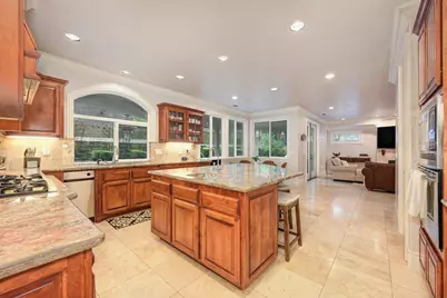 314 Canyon Falls Drive, Folsom, CA 95630 - Photo 2