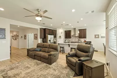 612 Chagall Lane, Stockton, CA 95209 - Photo 2