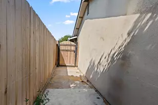 1053 Westward Way, Sacramento, CA 95833 - Photo 28