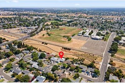 1053 Westward Way, Sacramento, CA 95833 - Photo 36