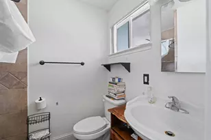 1053 Westward Way, Sacramento, CA 95833 - Photo 10