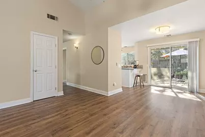 6728 Palmtree Court, Fair Oaks, CA 95628 - Photo 10