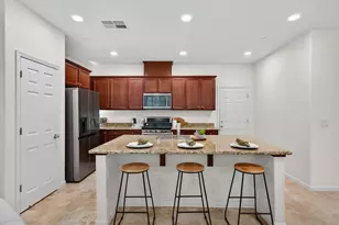 9944 Asilomar Ln, Elk Grove, CA 95757 - Photo 12