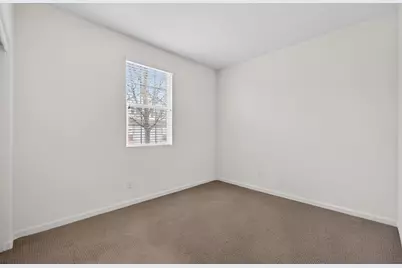 9944 Asilomar Lane, Elk Grove, CA 95757 - Photo 18