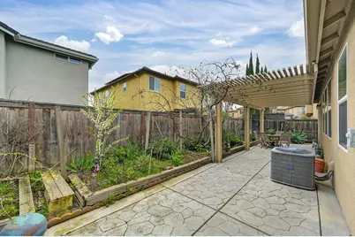 9944 Asilomar Lane, Elk Grove, CA 95757 - Photo 22