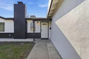 1412 Frances Dr, Roseville, CA 95661 - Photo 2