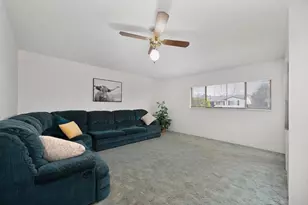 10825 Walnutwood Way, Rancho Cordova, CA 95670 - Photo 12