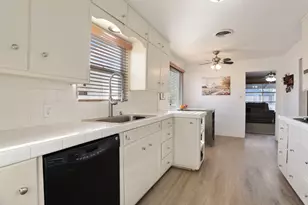 219 Lois Ave, Galt, CA 95632 - Photo 20