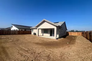 9001 Elliott Spgs Dr, Elk Grove, CA 95624 - Photo 4