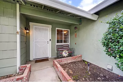 4241 Rosecrest Way, Sacramento, CA 95826 - Photo 6
