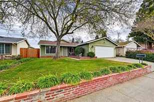 4241 Rosecrest Way, Sacramento, CA 95826 - Photo 2