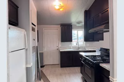 250 Davis Street, Turlock, CA 95380 - Photo 12