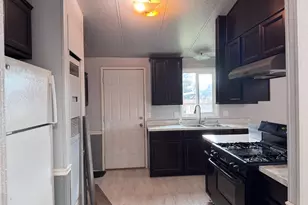 250 Davis St, Turlock, CA 95380 - Photo 12