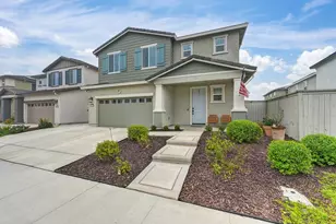 5049 Frisbee Dr, Roseville, CA 95747 - Photo 4