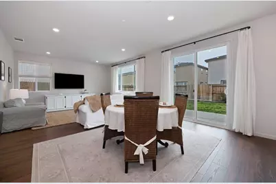 5049 Frisbee Drive, Roseville, CA 95747 - Photo 14