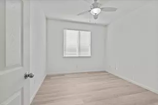 2036 Vignolia Loop, Roseville, CA 95747 - Photo 26