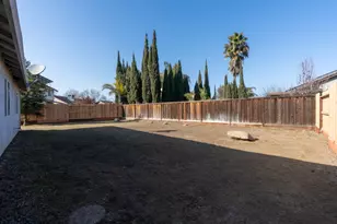 1828 College Greens Dr, Los Banos, CA 93635 - Photo 40