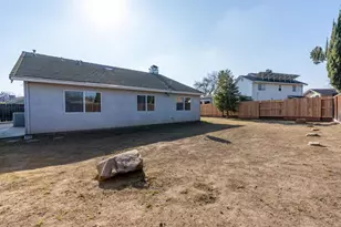 1828 College Greens Dr, Los Banos, CA 93635 - Photo 32