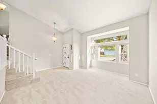 385 Hatteras Way, Sacramento, CA 95831 - Photo 12