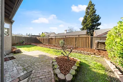 385 Hatteras Way, Sacramento, CA 95831 - Photo 44