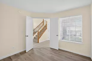 9255 Framton Ct, Sacramento, CA 95829 - Photo 28