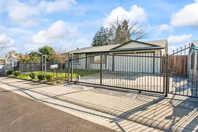 10180 Country Way, Sacramento, CA 95827 - Photo 8