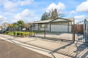 10180 Country Way, Sacramento, CA 95827 - Photo 8