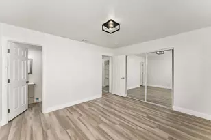 10180 Country Way, Sacramento, CA 95827 - Photo 36