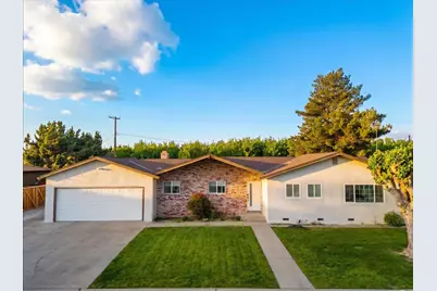 2213 Evelle Lane, Turlock, CA 95380 - Photo 4