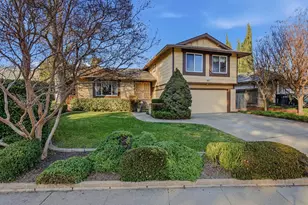 9 Alcala Ct, Sacramento, CA 95823 - Photo 2