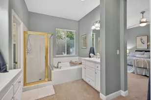 8 Anton Ct, Sacramento, CA 95835 - Photo 32