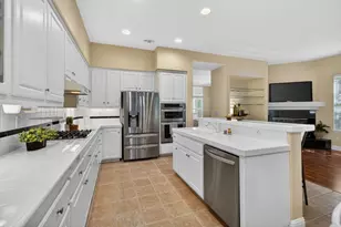 8 Anton Ct, Sacramento, CA 95835 - Photo 16