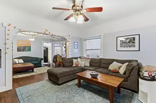 2320 F St, Sacramento, CA 95816 - Photo 8