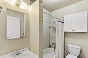 2320 F St, Sacramento, CA 95816 - Photo 36