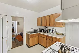 2320 F St, Sacramento, CA 95816 - Photo 32