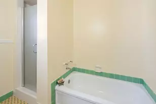 2621 12th St, Sacramento, CA 95818 - Photo 20