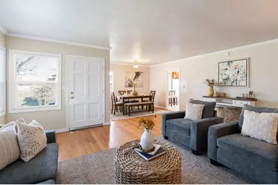 2621 12th Street, Sacramento, CA 95818 - Photo 8