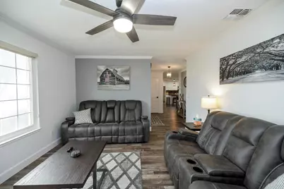 1737 Sanchez Way, Escalon, CA 95320 - Photo 10