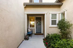 1050 Hogarth Wy, El Dorado Hills, CA 95762 - Photo 2