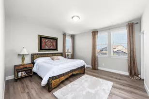 1050 Hogarth Wy, El Dorado Hills, CA 95762 - Photo 22