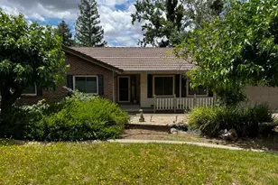 2352 Toyon Ct, Valley Springs, CA 95252 - Photo 2