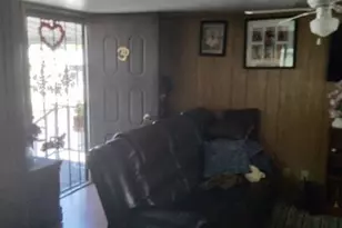 Hazelnut Ln, Sacramento, CA 95828 - Photo 12