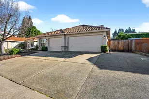107 Fantages Way, Folsom, CA 95630 - Photo 2